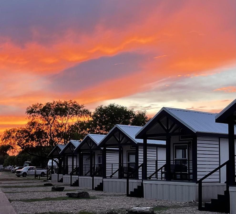 Htr Tx Hill Country Campground Kerrville Ngoại thất bức ảnh