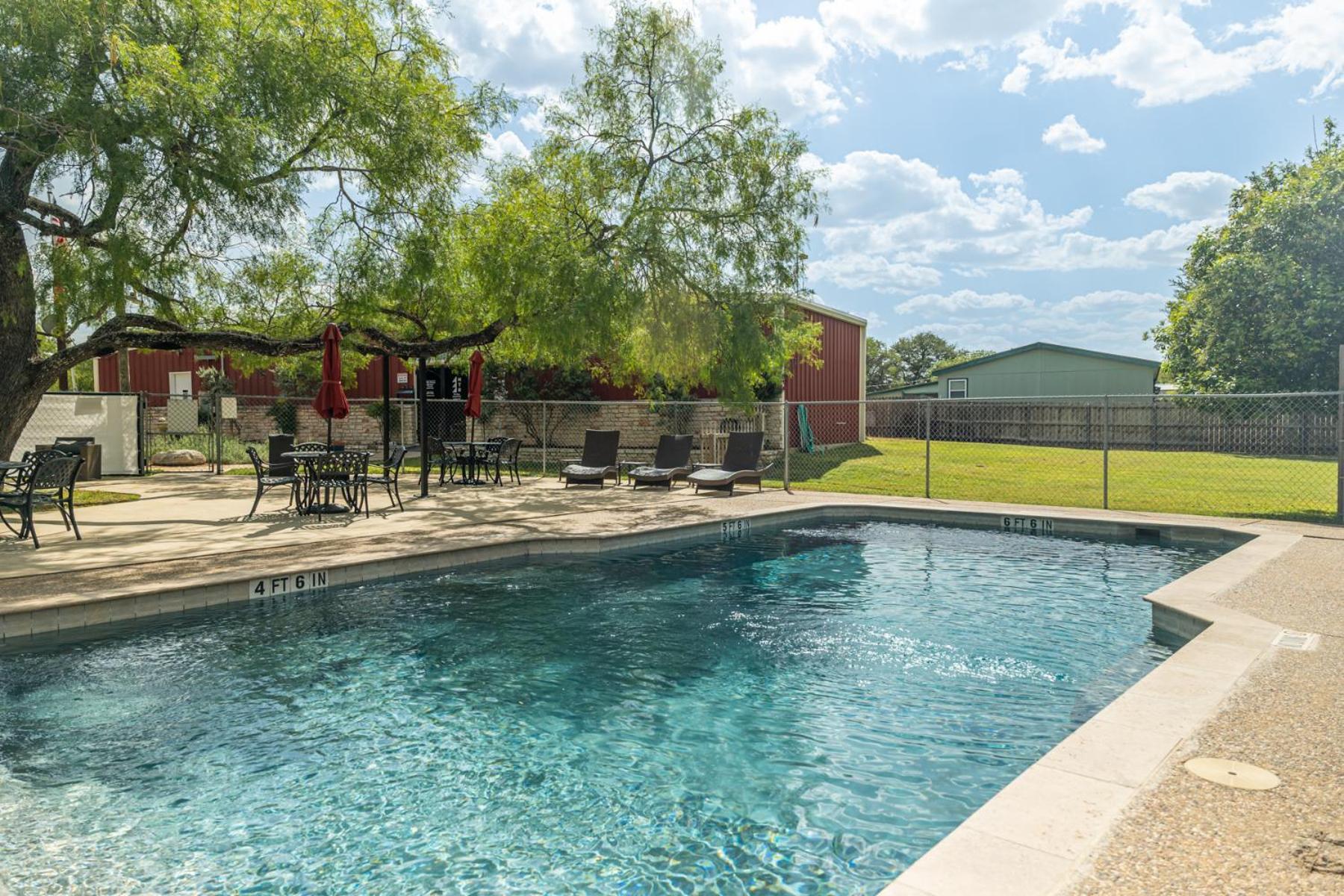 Htr Tx Hill Country Campground Kerrville Ngoại thất bức ảnh